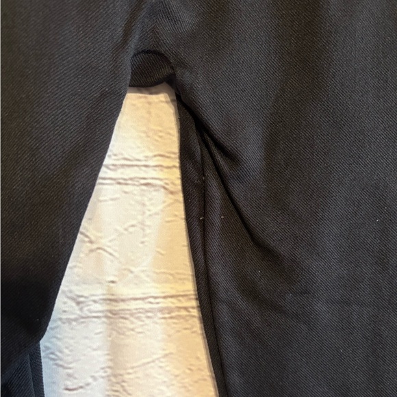 Breezie’s Tummy Controlling Leggings - Picture 4 of 6